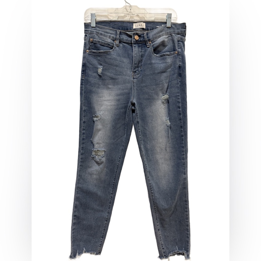 Nicole Miller soho Skinny Ankle Blue Distressed Women Jeans. Size 4